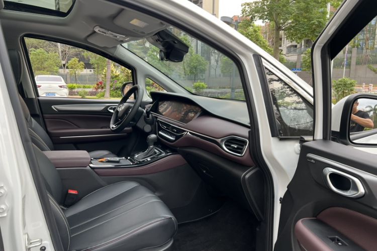 Used GAC Trumpchi M6 2023 PRO 270T DCT Luxury Edition Interior 6