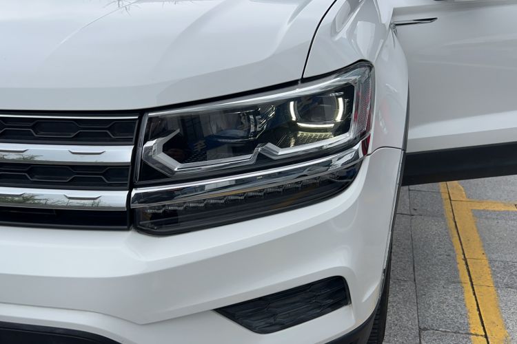 Used Volkswagen Tharu 2019 280TSI Two-Wheel Drive Luxury Edition China V Standard Left Front Headlight