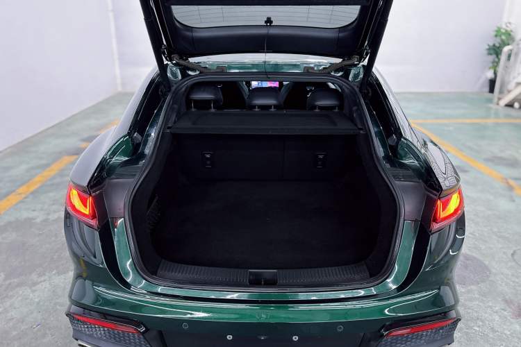 Used MG 7 2023 2.0T Automatic Hunter Luxury Edition
