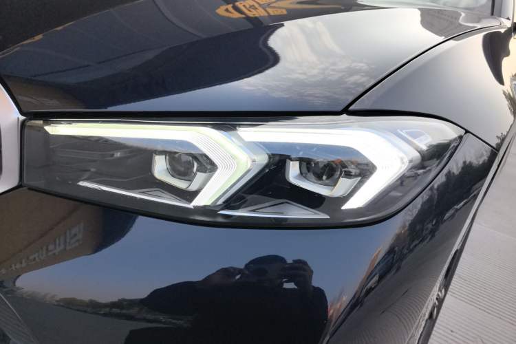 Used BMW 3 Series 2023 325i M Sport Package
