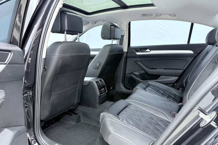 Used Volkswagen Magotan GTE Plug-in Hybrid 2022 GTE Luxury Model
