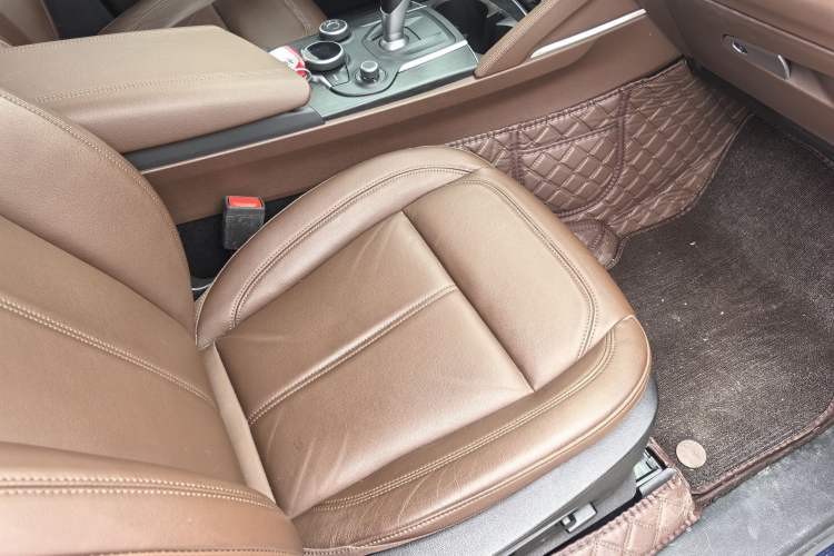 Used Alfa Romeo Stelvio 2017 2.0T 200HP Luxury Edition
