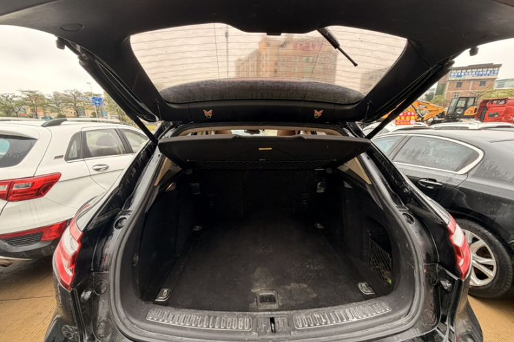 Used Zotye SR9 2017 2.0T Manual "Ultimate Heart" Edition