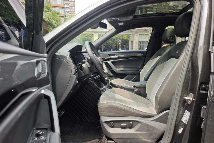 Used Volkswagen Tayron 2019 380TSI Four-Wheel Drive R-Line China VI-standard Left Front Seat