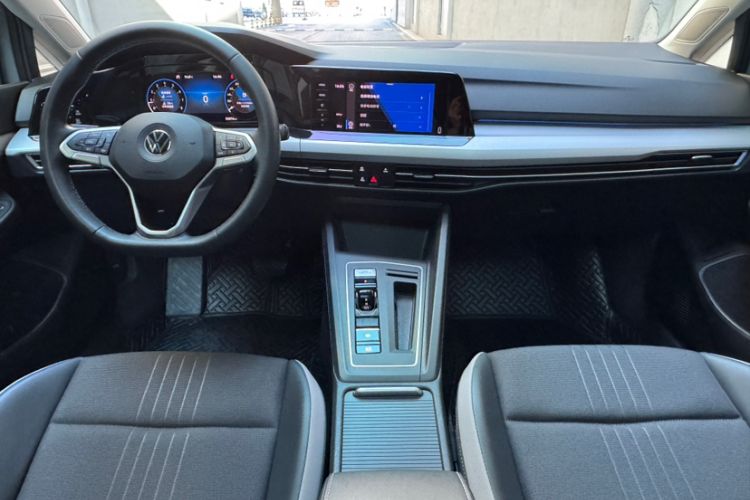 Used Volkswagen Golf 2021 280TSI DSG Pro Interior 2