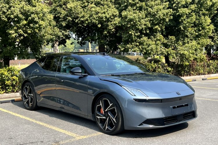 Used Lynk & Co Z10 2025 95 kWh 702 km All-Wheel Drive Intelligent Driving Ultra