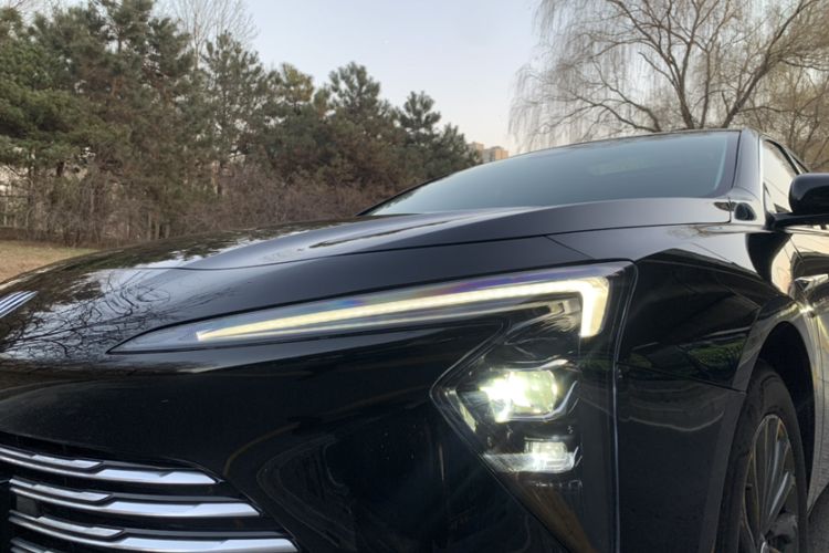 Used Buick LaCrosse 2025 28T Platinum Edition
