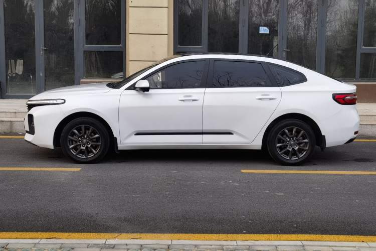 Used Baojun RC-5 2020 1.5L Manual Zhiyao Elite Edition