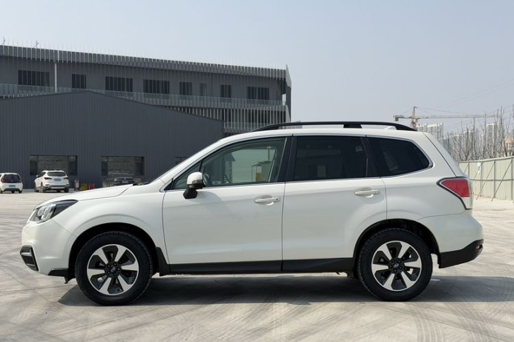 Used Subaru Forester 2016 2.5i Luxury Navigation Edition
