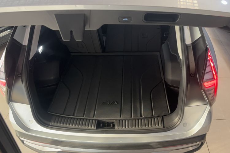 Used Geely Auto FX11 2024 1.5TD DCT Prestige Edition
