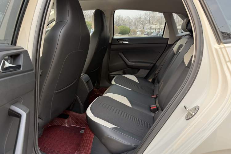 Used Volkswagen Polo 2021 Plus 1.5L Automatic Trendy Smart Luxury Edition Interior 3