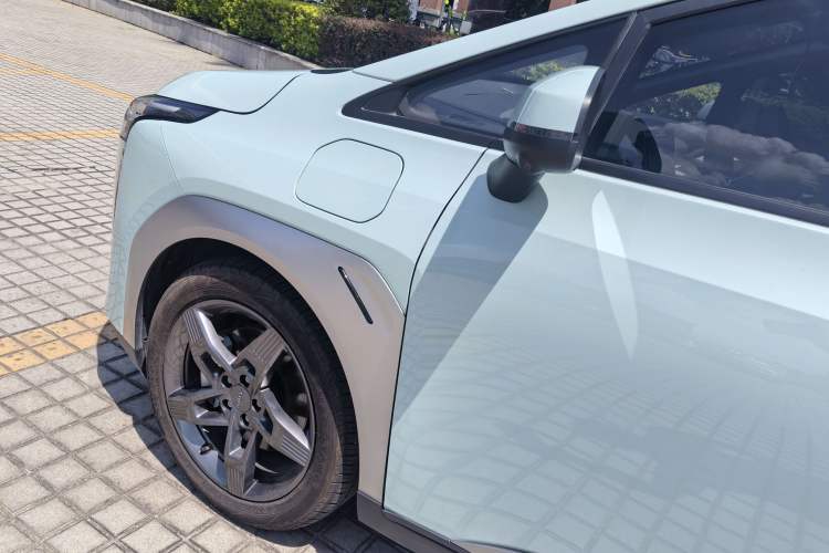 Used AION Y 2023 Plus 510 Tech Edition