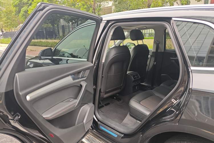 Used Audi Q5L 2020 Revised 40 TFSI Prestige Edition
