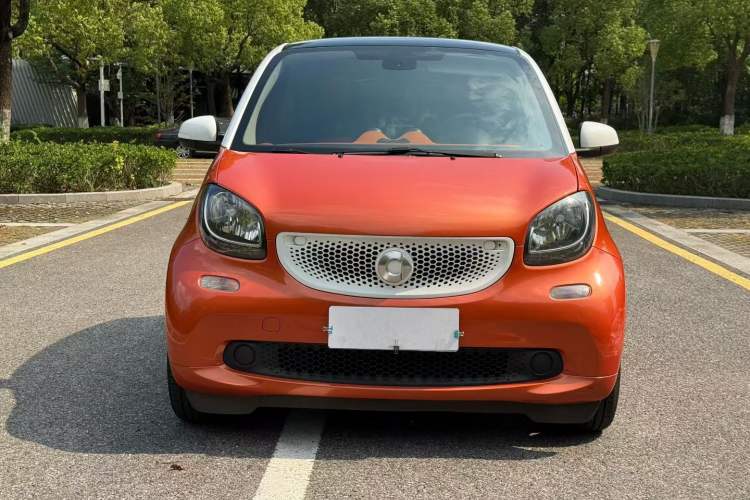 Used smart fortwo 2015 1.0L 52 kW Hardtop Passion Edition