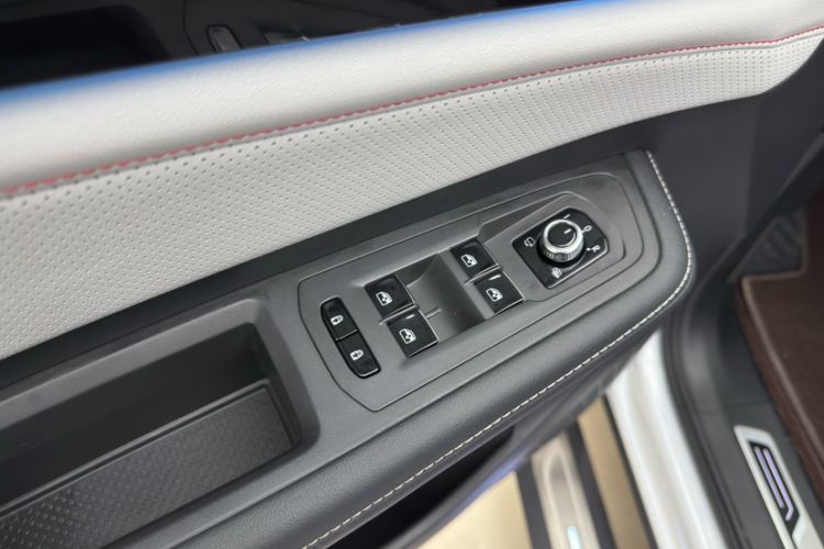 Used Volkswagen Teramont X 2024 380TSI Four-Wheel Drive Prestige Flagship Edition
