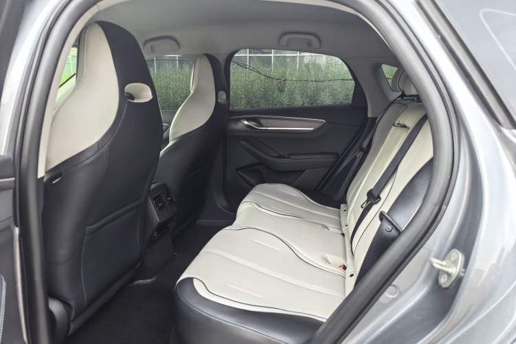 Used BYD Destroyer 05 2023 Champion Edition DM-i 120KM Prestige Model Interior 1