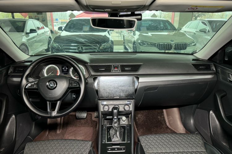 Used Skoda Superb 2018 TSI330 DSG Comfort Edition China V Standard
