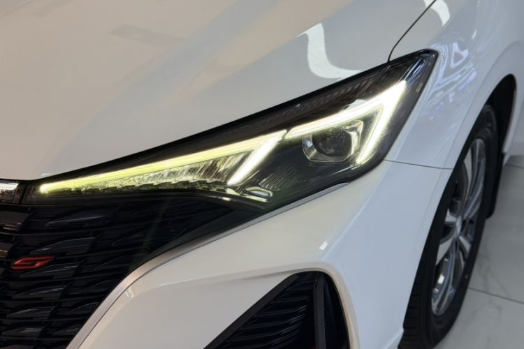 Used CHANGAN Eado 2023 Changan Edition PLUS Blue Whale NE 1.4T GDI DCT Prestige Version
