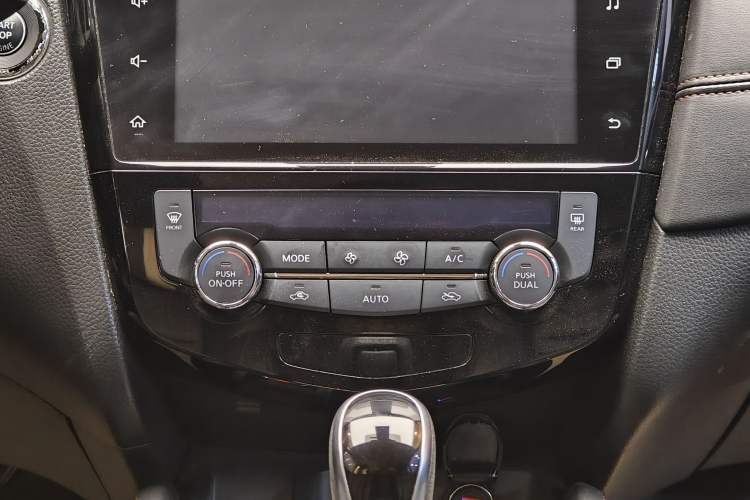 Used Nissan Qashqai 2022 2.0L CVT XV Smart Enjoyment Version
