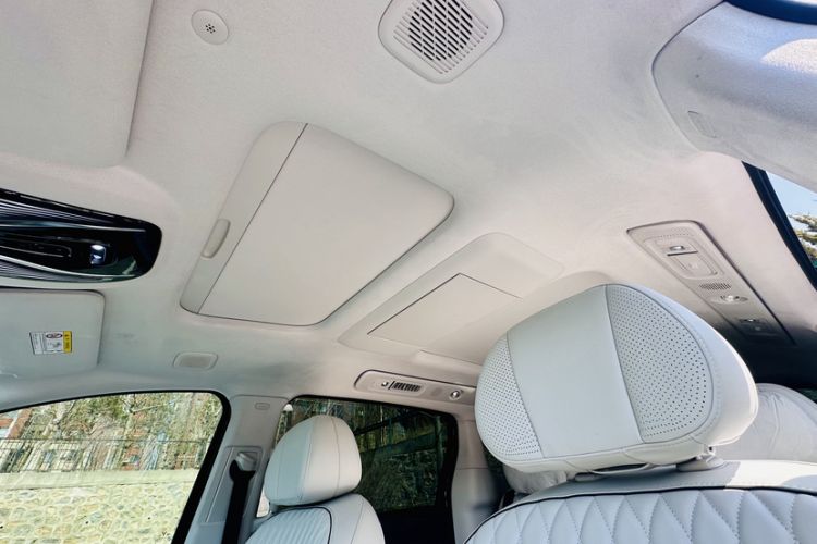 Used VOYAH Dream 2025 PHEV Four-Wheel-Drive Flagship Kunpeng Edition
