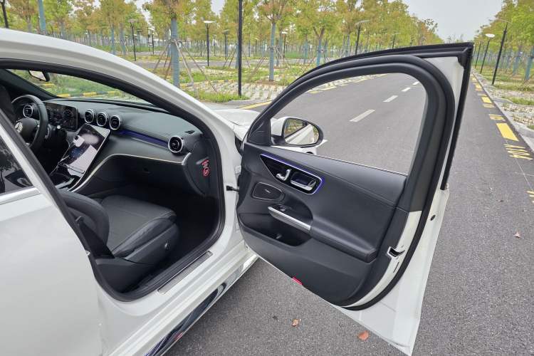 Used Mercedes-Benz C-Class 2024 C 200 L Sport Edition Interior 6