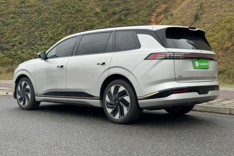 Used Dongfeng eπ eπ008 2024 636Max All-Electric Version 6 Seats Exterior 6