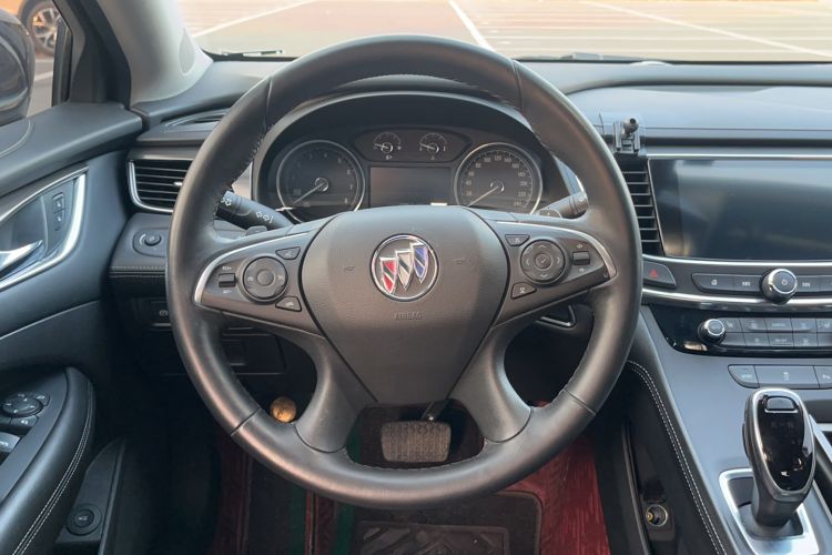 Used Buick LaCrosse 2022 652T Luxury Version
