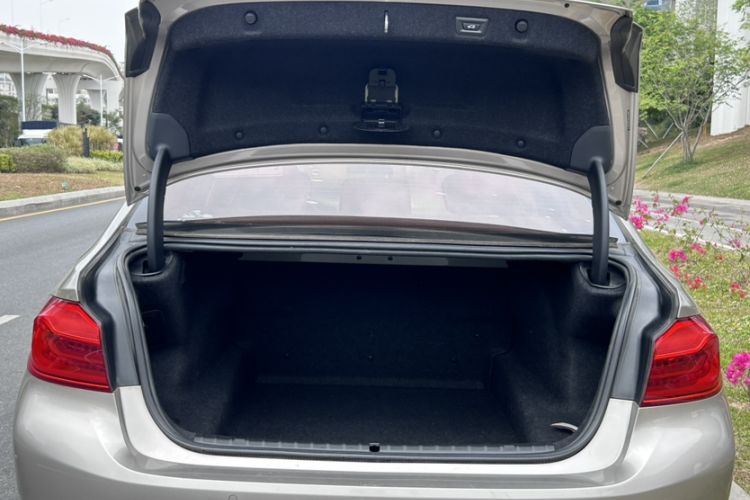 Used BMW 5 Series 2018 528Li Launch Special Edition