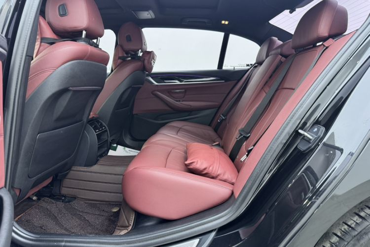 Used BMW 5 Series 2020 530Li xDrive M Sport Package Interior 3