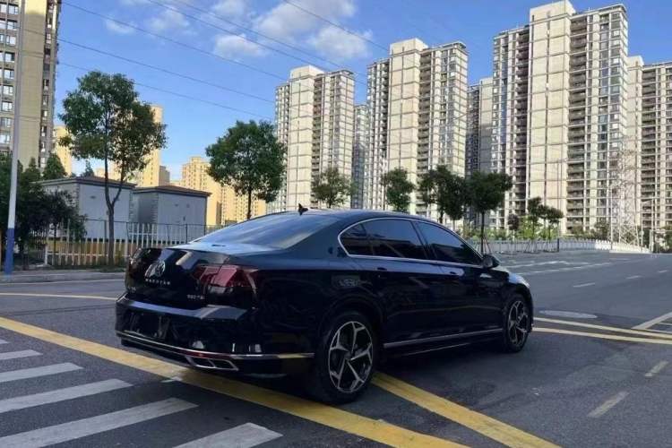 Used Volkswagen Magotan 2023 2 Million Units Limited Edition 330TSI DSG Leading Version