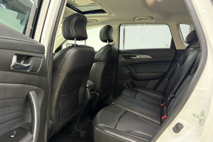 Used CHANGAN CS35PLUS 2021 Honor Million Edition 1.6L CVT Luxury Model Interior 3