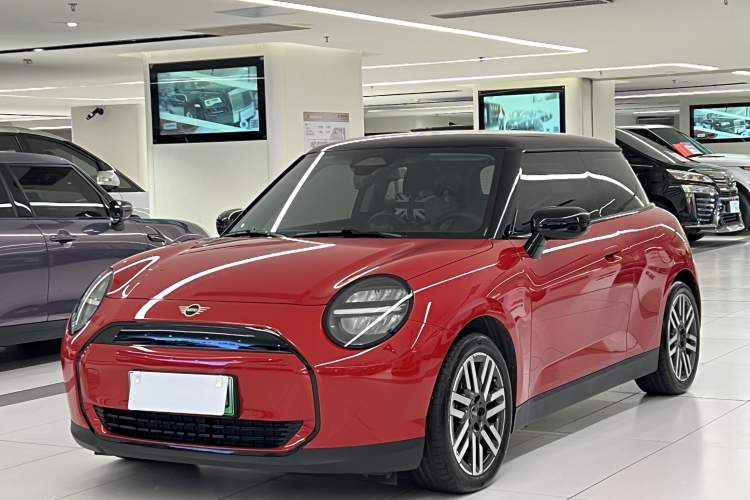 Used MINI Electric COOPER 2024 456km COOPER E Classic Edition