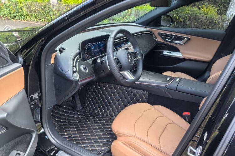 Used Mercedes-Benz E-Class 2024 Facelift E 300 L Fashion Sport Edition
