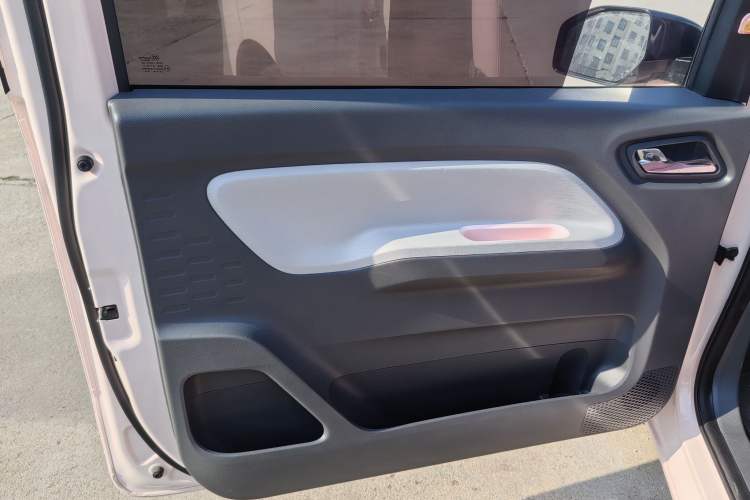 Used Wuling Hongguang MINIEV 2022 Macaron Premium Model – Lithium Iron Phosphate
