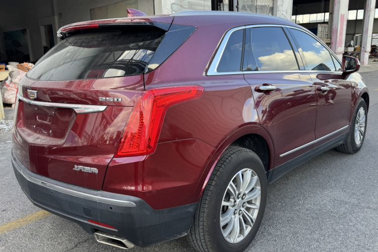Used Cadillac XT5 2016 25T Luxury Model
