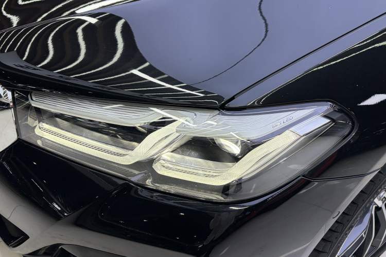 Used BMW 5 Series 2022 Second Facelift 525Li M Sport Package