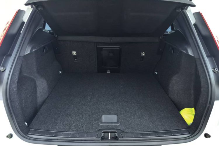 Used Volvo XC40 2022 T4 Four-Wheel Drive Smart & Stylish Edition