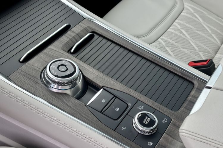 Used Ford Explorer 2023 EcoBoost 285 Four-Wheel Drive Red Gold Edition 6 Seats
