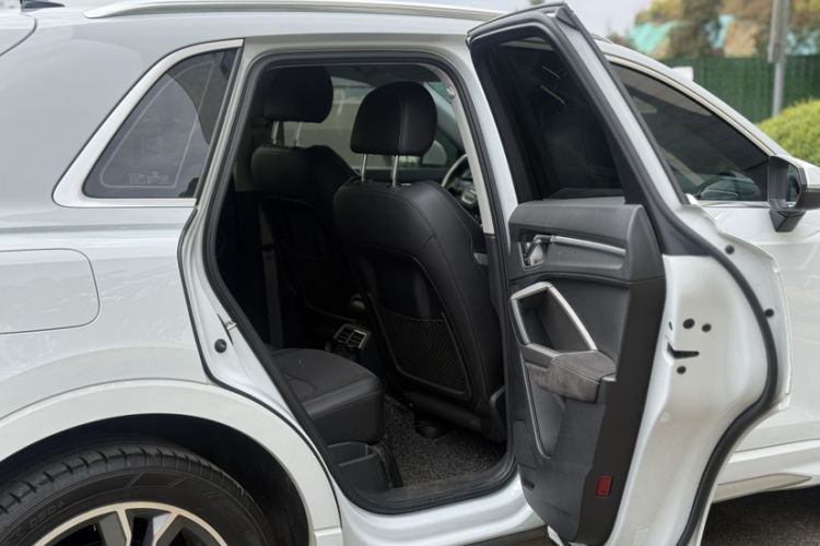 Used Audi Q3 2022 40 TFSI Fashion Dynamic Model