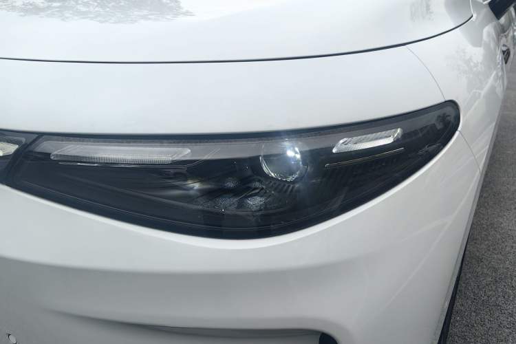 Used Leapmotor C16 2024 Pure Electric 520 Deluxe Edition