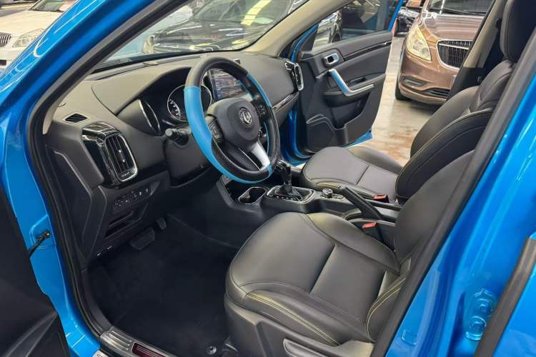 Used Dongfeng Aeolus AX4 2017 1.6L DCT Trendy Style
