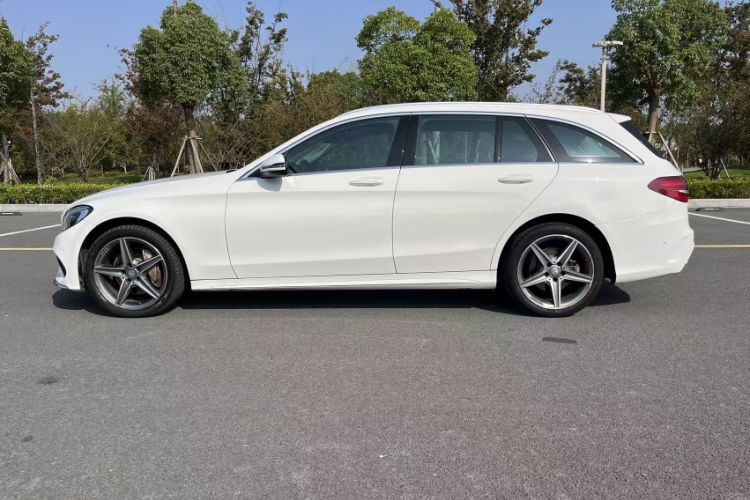Used Mercedes-Benz C-Class 2017 C 200 station wagon