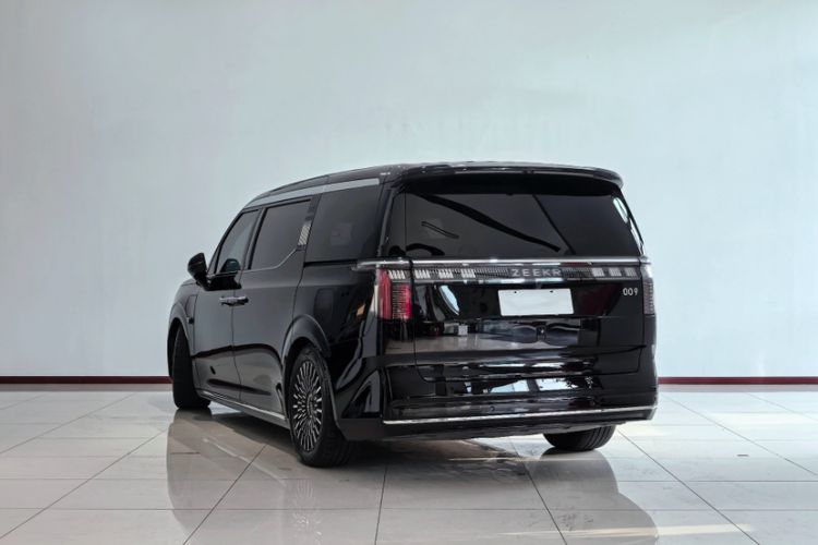 Used Zeekr 009 2024 Six-Seat Executive Version 4WD 108 kWh
