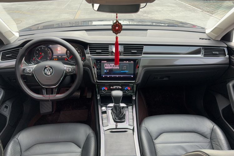 Used Volkswagen Phideon 2018 Revised Version 380TSI Two-Wheel Drive Business Edition
