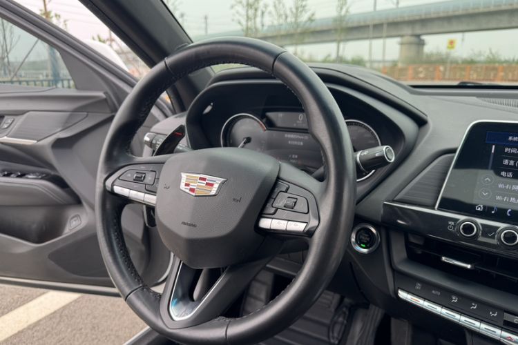 Used Cadillac CT4 2021 28T Fashion Edition Interior 10