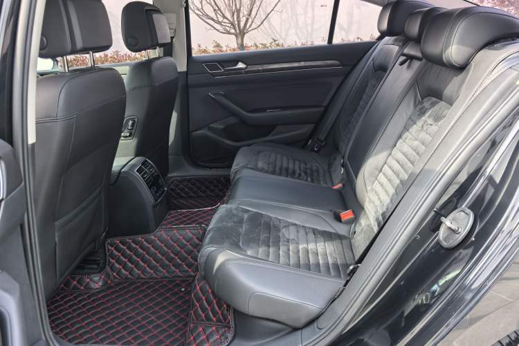 Used Volkswagen Magotan 2017 330TSI DSG Luxury Model