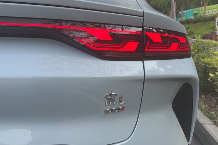 Used BYD Song L EV 2025 Intelligent Driving Version 662 km LiDAR Excellence Edition