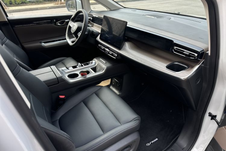 Used GAC Trumpchi E8 2024 Honor Series 2.0L Honor Edition Interior 2