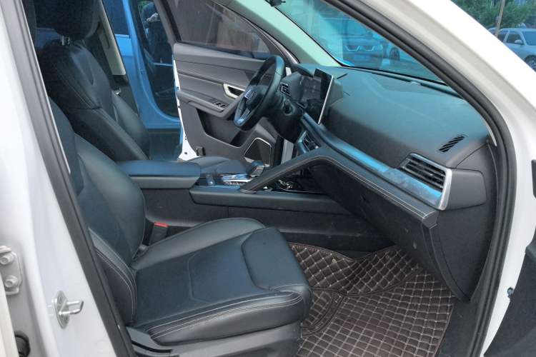 Used BYD Song Pro 2019 1.5T Automatic Luxury Model Interior 5