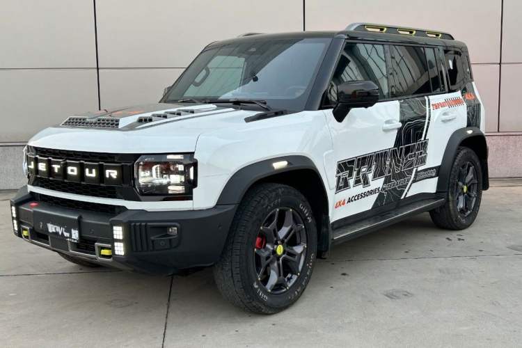 Used JETOUR Traveler 2023 2.0T All-Wheel Drive CrossPRO+
